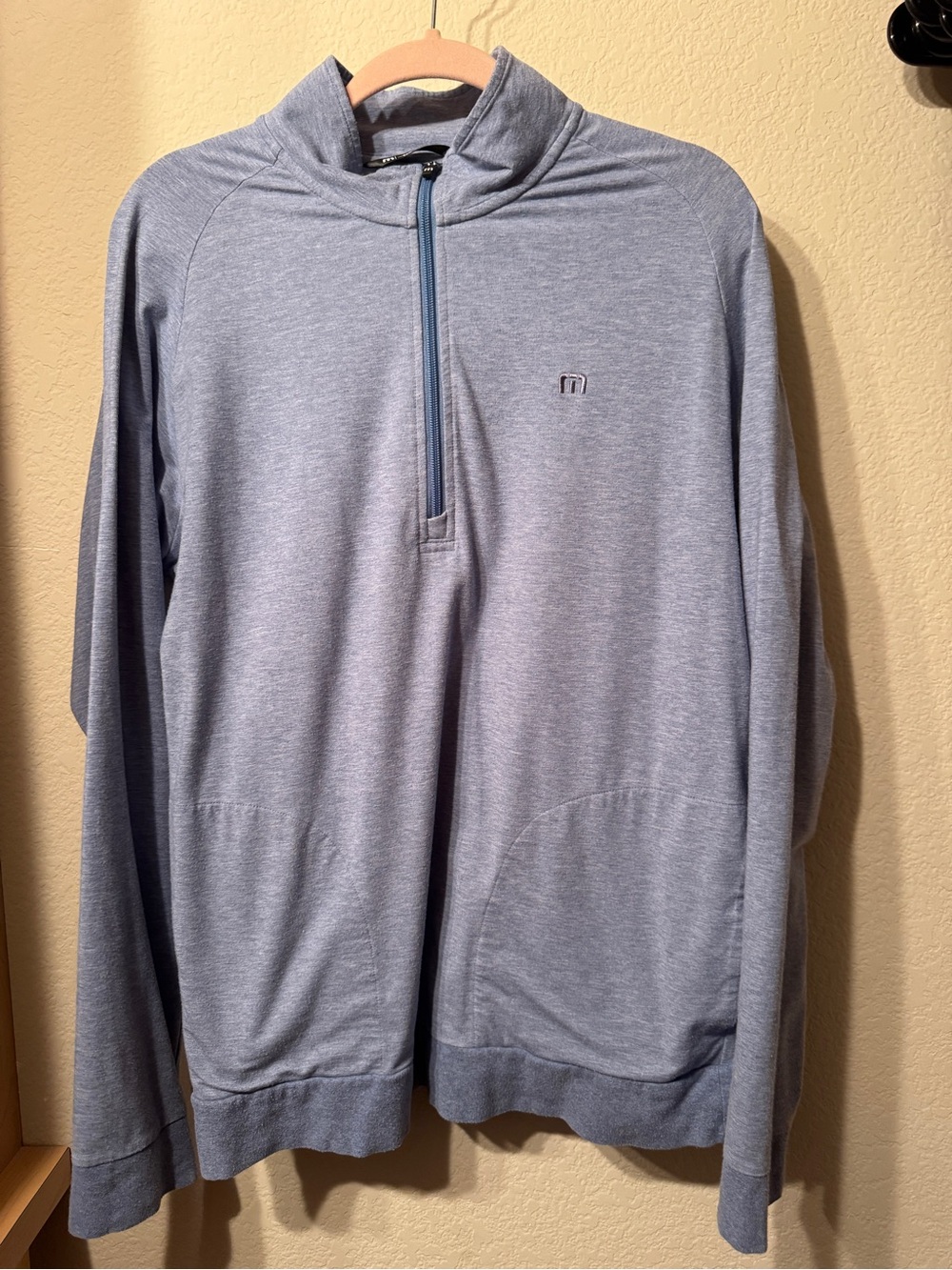 Travis Mathew Light Blue Quarter Zip Pullover - Large